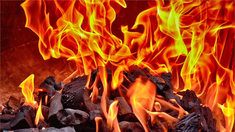 Ngủ chiêm bao thấy lửa trên mặt nước đánh con gì?