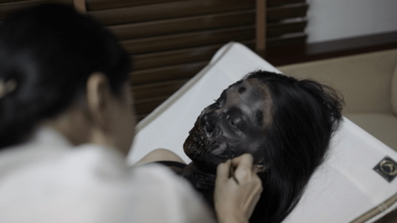 Trường hợp khác, nằm mơ người chết đánh con gì