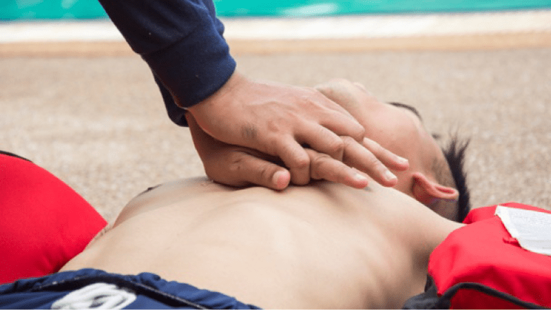 Nằm mơ thấy mình suýt bị chết ngạt nhưng vẫn còn sống